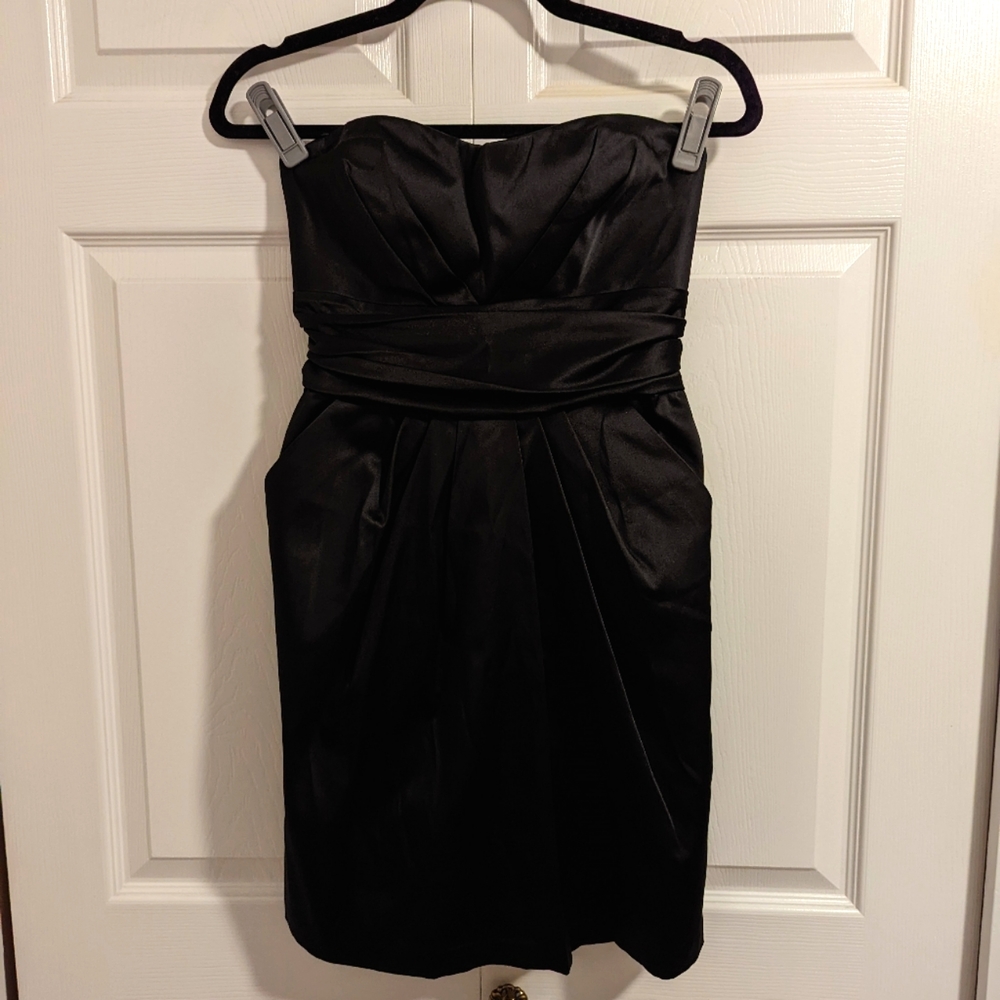 Black strapless dress